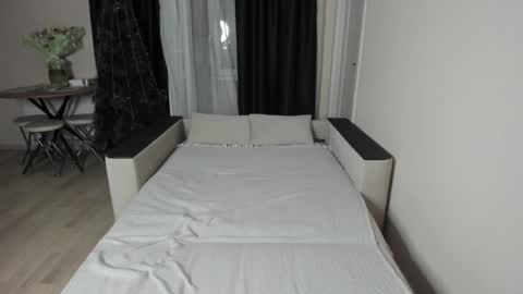 AnyaMarkPvt is open online show from December 2024 02:17:02 PM