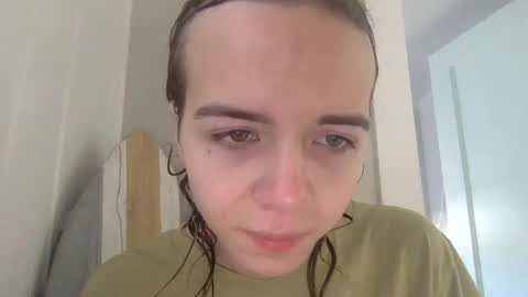 Snapshot of trippybb222 chatting on November 2025 04:21:02 PM trippybb222 online show from November 2025 04:21:02 PM