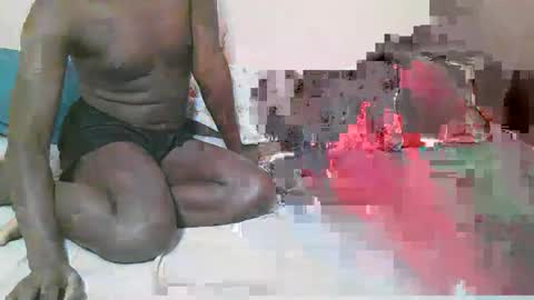 Snapshot of trisboo_ chatting on November 2025 06:40:01 PM Beckham Godwine online show from November 2025 06:40:01 PM