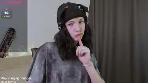 Max  online show from February 2026 03:19:02 PM