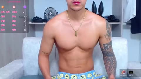 Snapshot of tristan_bm chatting on October 2025 01:40:02 PM tristan bm online show from October 2025 01:40:02 PM