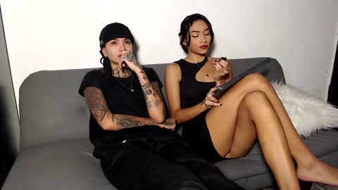 trixiandsuki online show from October 2025 07:56:01 PM