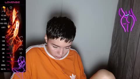 Kitty online show from February 2025 02:39:01 AM