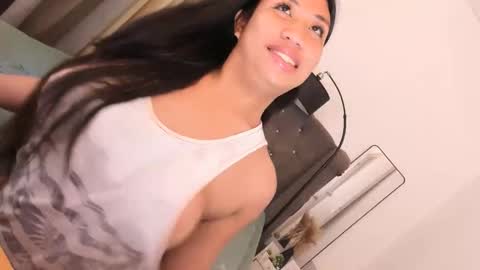 Snapshot of trixiebayeseraa chatting on November 2025 11:15:02 PM trixiebayeseraa online show from November 2025 11:15:02 PM