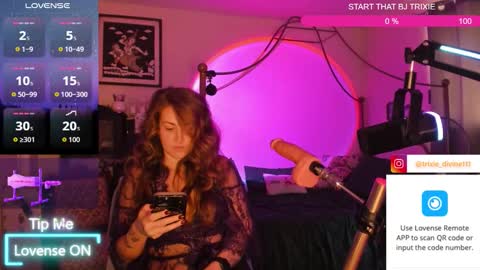 Trixie Divine online show from March 2026 12:27:01 AM