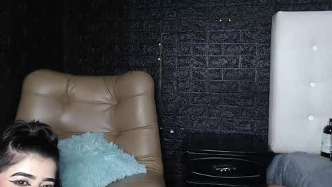 trixxiee_ online show from February 2025 01:54:02 AM