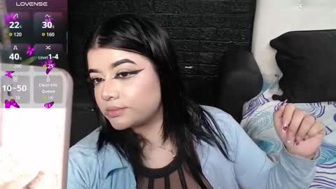 trixxiee_ online show from September 2025 02:11:02 PM