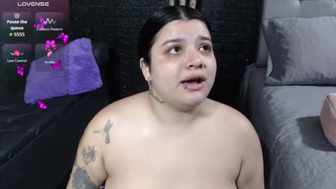 trixxiee_ online show from October 2025 10:14:01 AM