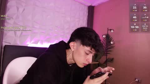 Troy online show from November 2025 07:24:02 PM