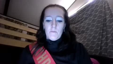 Snapshot of truckerswifetobe chatting on December 2024 12:12:01 AM TruckersWifeToBe online show from December 2024 12:12:01 AM