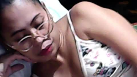 Snapshot of truefilipinabeauty chatting on November 2025 10:37:01 AM emily online show from November 2025 10:37:01 AM