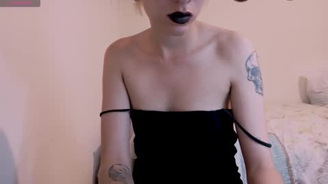 Cait online show from October 2025 12:38:02 AM