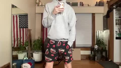 Snapshot of trystoph chatting on December 2024 09:07:01 AM Treistoph online show from December 2024 09:07:01 AM