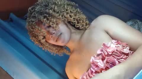 Goddess Mira online show from October 2025 06:20:02 PM