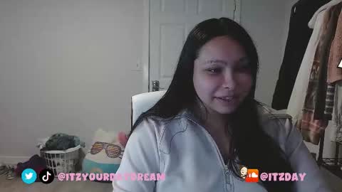 Snapshot of ts_day chatting on November 2025 07:28:01 PM Day online show from November 2025 07:28:01 PM