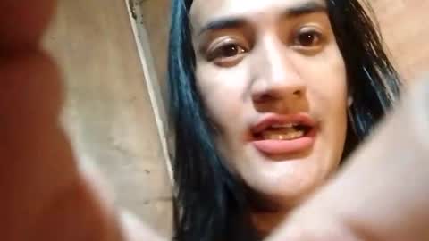 Rose Johnsen online show from April 2026 07:09:02 PM