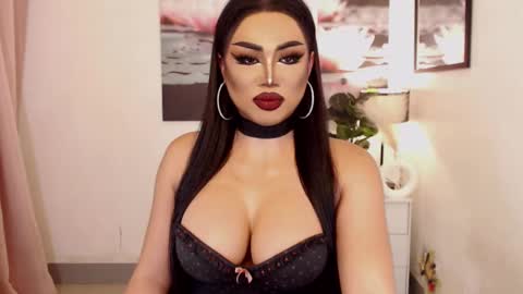 Snapshot of tsdarkdevon chatting on March 2025 07:43:02 AM tsdarkdevon online show from March 2025 07:43:02 AM