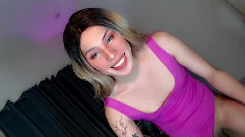 Julian online show from July 2026 08:14:01 PM