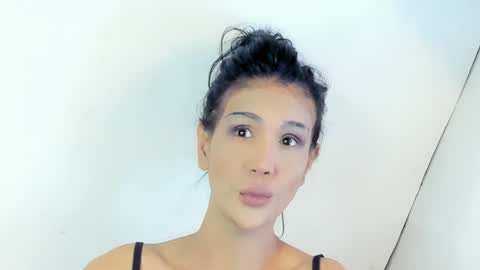 Snapshot of tsmanika chatting on December 2024 07:45:01 PM MA NI KA online show from December 2024 07:45:01 PM