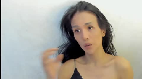 Snapshot of tsmanika chatting on February 2025 08:02:02 AM MA NI KA online show from February 2025 08:02:02 AM