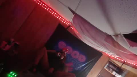 Snapshot of tsnitra chatting on December 2024 12:28:01 PM TsNitra online show from December 2024 12:28:01 PM