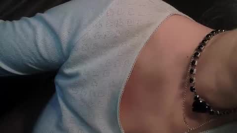 Annika online show from November 2025 10:04:02 AM