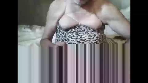 Snapshot of tsrobyn636 chatting on November 2025 02:37:02 PM tsrobyn636 online show from November 2025 02:37:02 PM