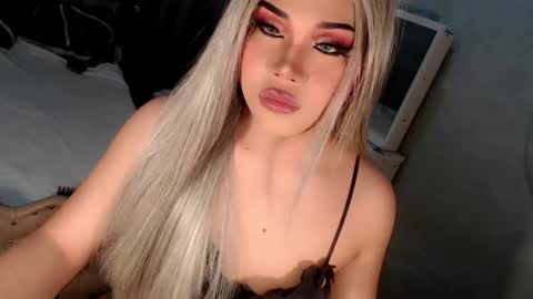 jayvie online show from October 2025 05:12:02 PM