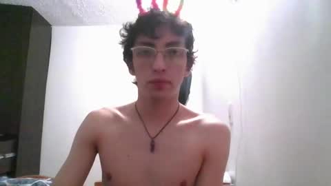 Snapshot of tsuki0308 chatting on January 2025 01:57:02 AM tsuki0308 online show from January 2025 01:57:02 AM