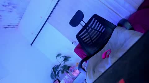 JOIN TO MY FANCLUB I WILL GIVE SOME VIDEOS AND PIC online show from April 2026 12:29:02 PM