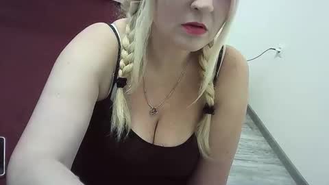 Ttrnynela online show from November 2025 07:03:01 AM