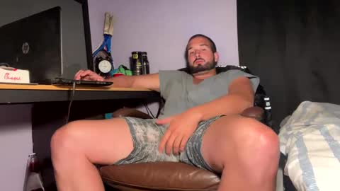 Snapshot of tuamante000 chatting on March 2025 05:12:01 AM Stimulation make me Cum in Public or in Pvt online show from March 2025 05:12:01 AM