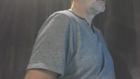 Snapshot of tubsy6868 chatting on October 2025 10:28:02 AM tubsy6868 online show from October 2025 10:28:02 AM