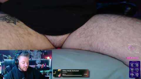 Snapshot of tuxedomasc95 chatting on October 2025 01:39:01 AM Alfie online show from October 2025 01:39:01 AM