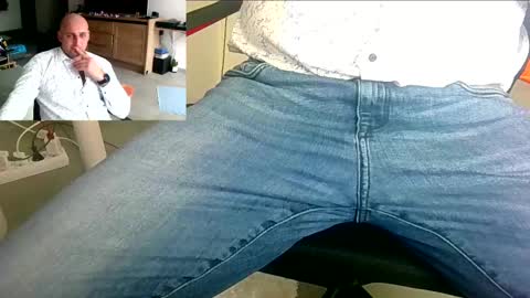 Snapshot of twardyidlugi chatting on December 2024 10:07:01 AM twardyidlugi online show from December 2024 10:07:01 AM