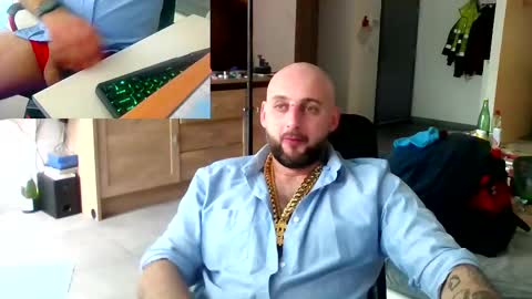 Snapshot of twardyidlugi chatting on January 2025 09:56:01 AM twardyidlugi online show from January 2025 09:56:01 AM