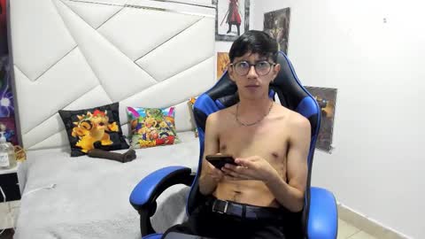 twink_joss online show from October 2025 08:20:01 PM