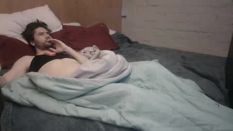 Snapshot of twinkie7 chatting on October 2025 04:13:01 AM Twinkie 333 online show from October 2025 04:13:01 AM