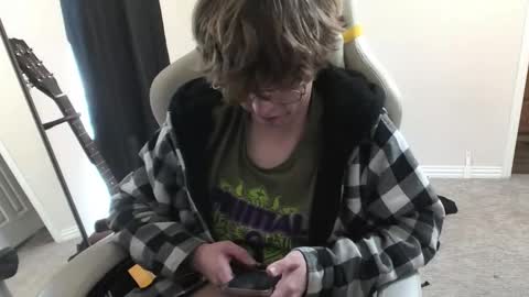 Snapshot of twinktools chatting on February 2026 08:03:02 PM shytwink online show from February 2026 08:03:02 PM