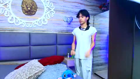 twinslovers_ online show from October 2025 12:14:01 AM