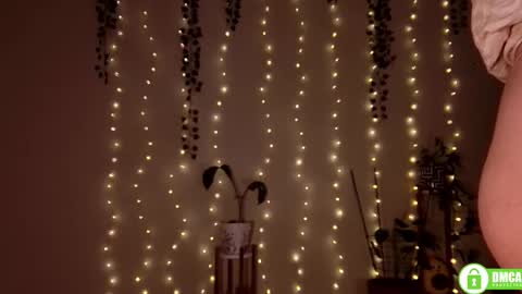 Stranger online show from November 2025 06:41:02 PM