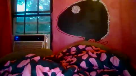 twizzytoxic22 online show from June 2026 01:32:02 AM