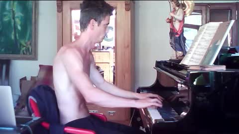 Snapshot of twoforallprivate chatting on September 2025 12:40:01 PM TobeBritta online show from September 2025 12:40:01 PM