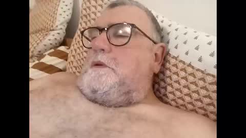 Snapshot of twohats2810 chatting on March 2026 08:14:01 PM twohats2810 online show from March 2026 08:14:01 PM