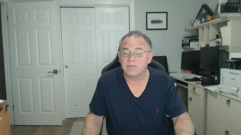 Twopeopleinlove online show from January 2026 11:13:01 AM