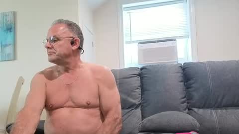 Snapshot of twopeopleinlove chatting on August 2026 06:46:01 PM Twopeopleinlove online show from August 2026 06:46:01 PM