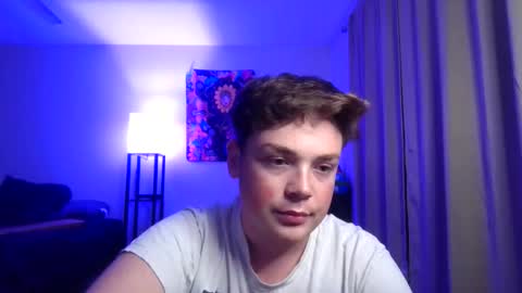 Snapshot of twunkincxxx chatting on October 2025 03:37:02 AM twunkincxxx online show from October 2025 03:37:02 AM