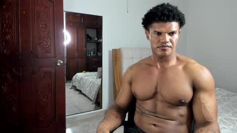 Yorquis Guzman online show from February 2026 02:33:01 AM