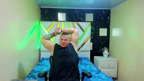 Tyleer Scot online show from April 2026 08:25:02 PM