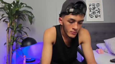 Tyler Fox online show from June 2026 06:04:02 AM